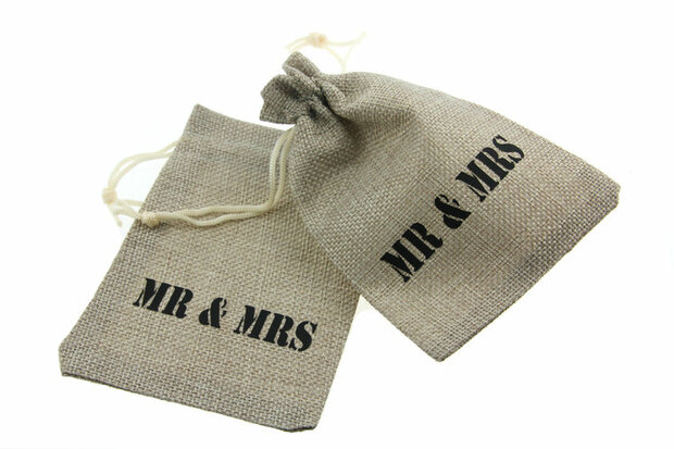 Jute look zakjes mr & mrs 9.5 x 13.5 cm